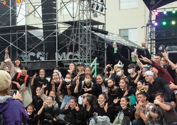 RAIN WON’T STOP US!  SCHWAB FESTIVAL PERSONIFIES EACH PARTICIPANT’S THOUGHT / 雨にも負けず！ 参加者一人ひとりの想いを形にしたシュワブ・フェスティバル