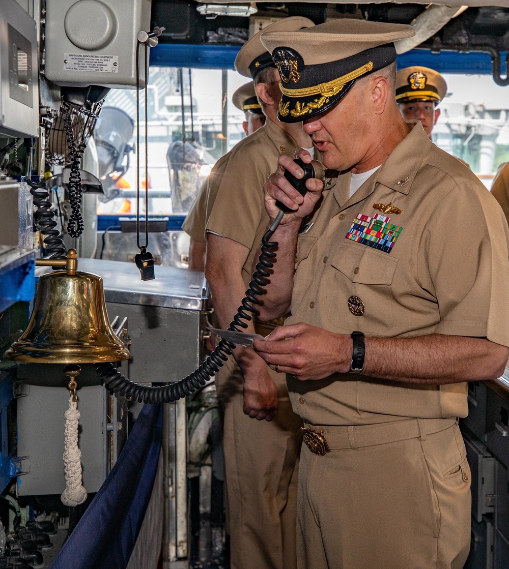 USS Chancellorsville (CG 62) Conducts a Change of Command Ceremony