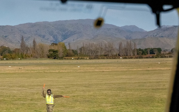 353 SOW, 40 SQ conduct low-level flight training during TN22