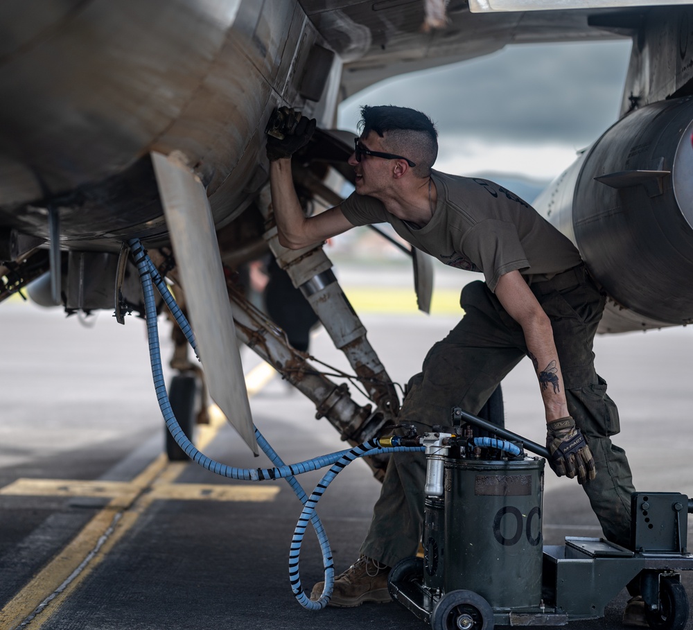 Lajes Field: crossroads of the Atlantic