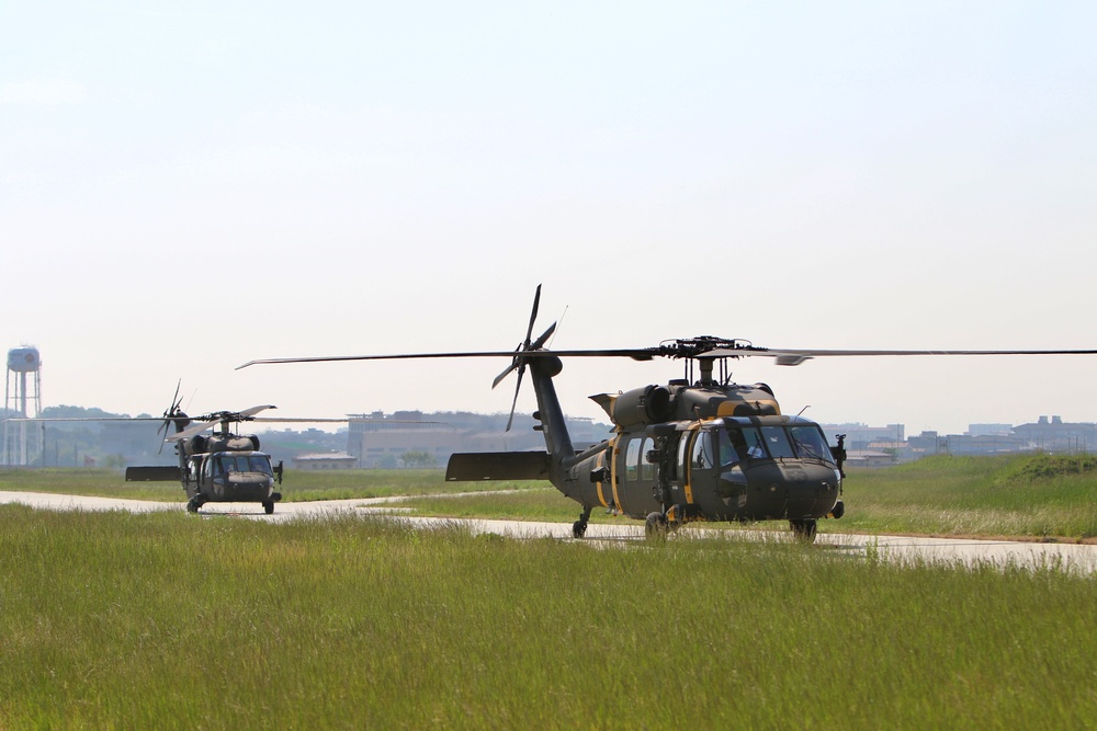 Air Assault with 1st Brigade, 1st Armored Division