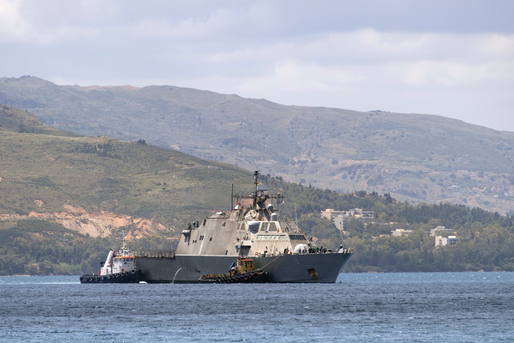 USS Sioux City (LCS 11) arrives in Souda Bay, Greece