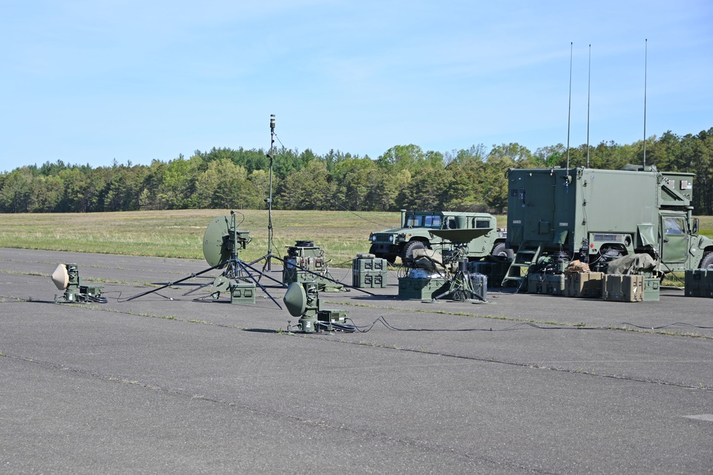 Fort Dix –  1st DETATCHMENT 104th BRIGADE ENG BATTALLION / Unmanned SHADOW UAS OPS