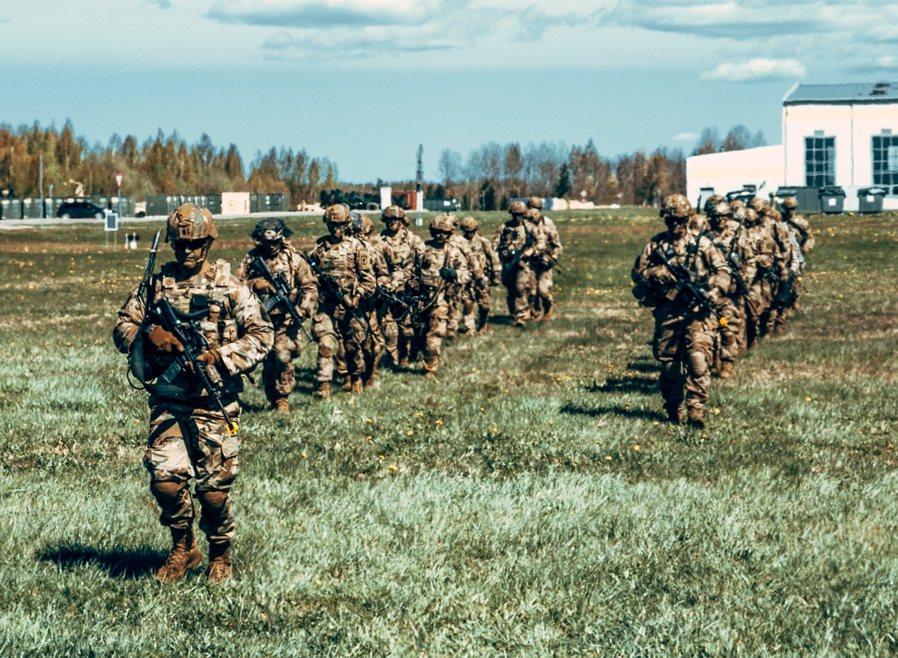 1st Air Cavalry Brigade conducts Air Assault operation training during Swift Response 2022