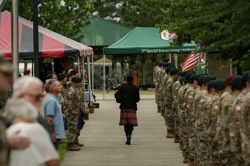 3rd SFG (A) Rose Laying Ceremony