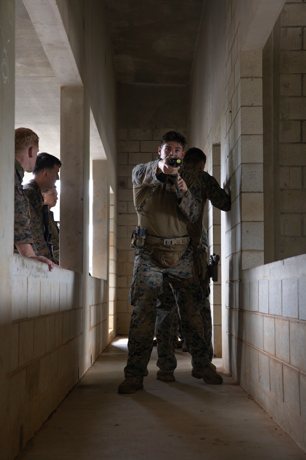 Reconnaissance Marines hone urban lethal skills