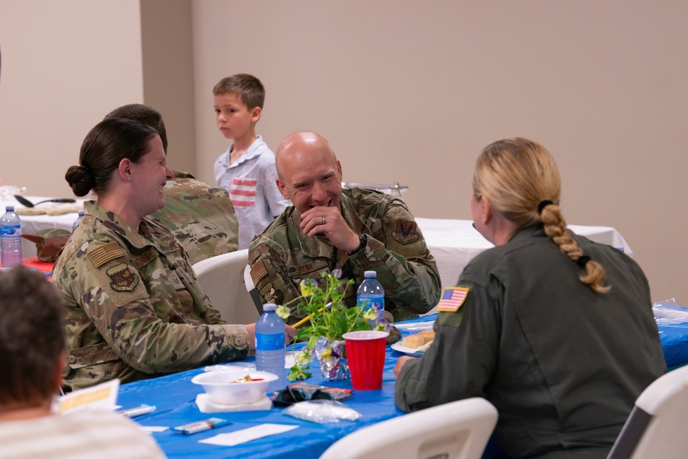 Newfane Central School hosts Military Appreciation Lunch