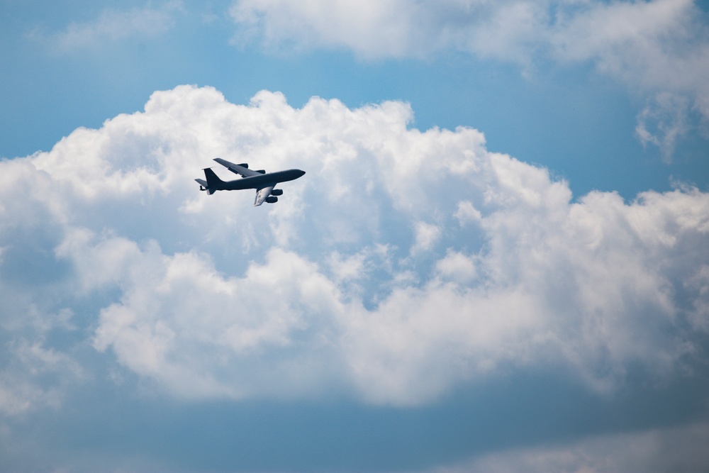 KC-135R Stratotanker