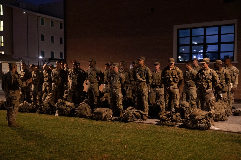 Competitors prepare themselves for the finale of the 2022 SETAF-AF Best Warrior and Squad Competition