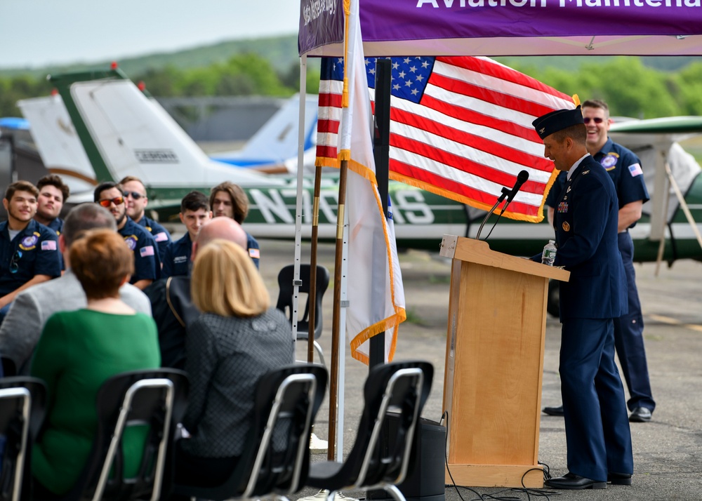 104FW vice-commander speaks at graduation, administers oath of enlistment