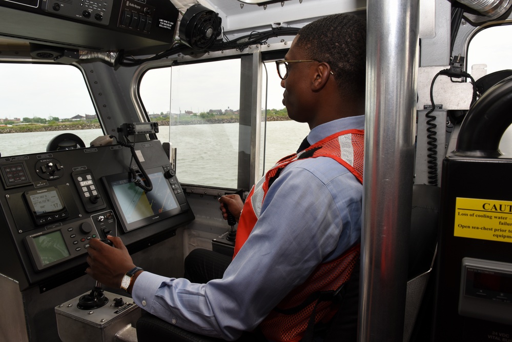 Cleveland Mayor Justin M. Bibb visits U.S. Coast Guard units in Cleveland