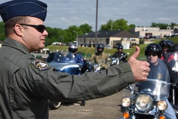 Guardsmen Pause for Safety