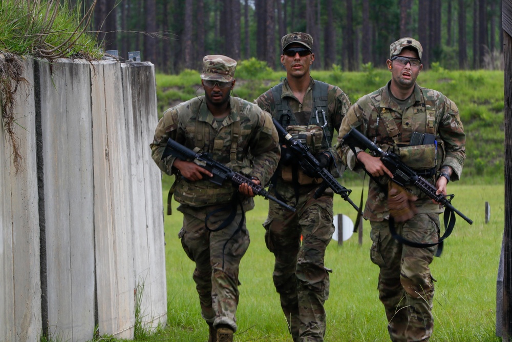 3rd Infantry Division Hosts Best Squad Competition