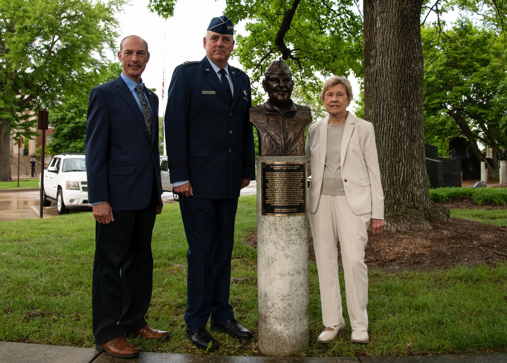 A/TA honors Maj. Gen. Donald D. Brown during unveiling ceremony