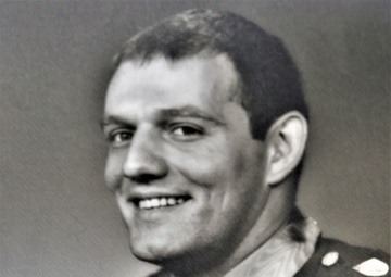 From the Fort McCoy archives: Enlisted Medal of Honor recipient Stumpf retires from Army