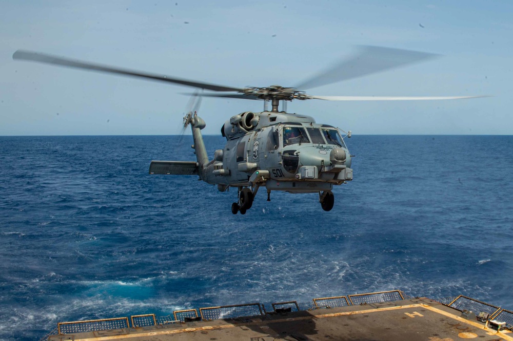 USS Jason Dunham (DDG 109) Conducts Flight Operations