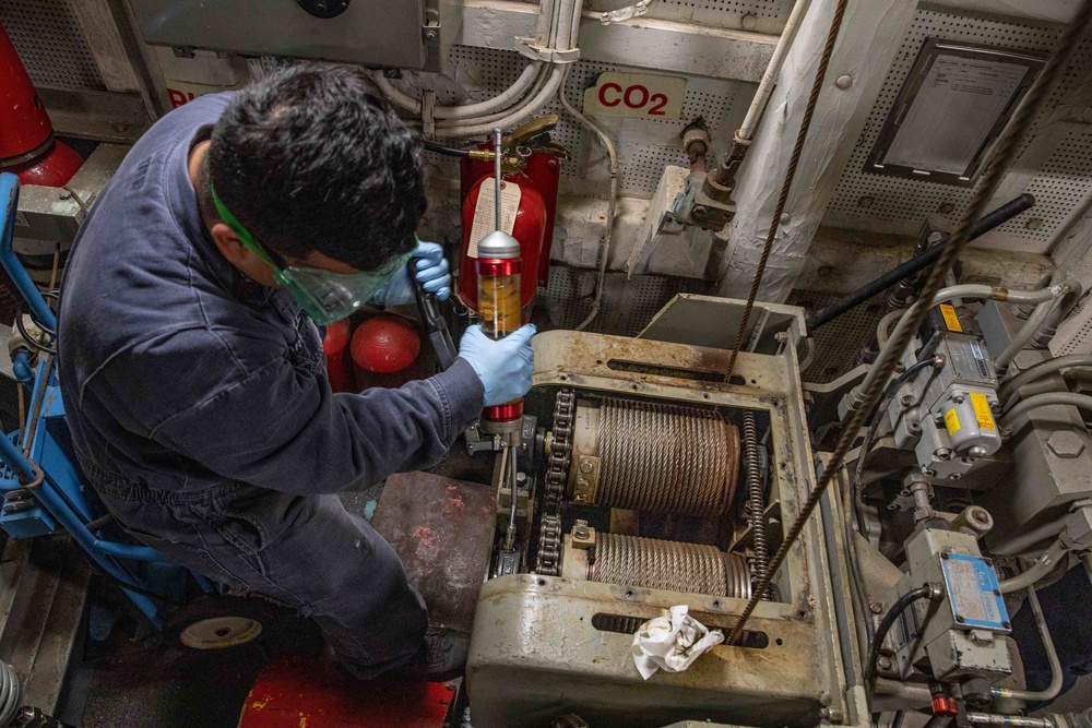 Maintenance conducted aboard USS San Jacinto