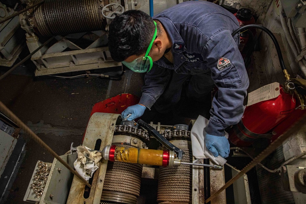 Maintenance conducted aboard USS San Jacinto