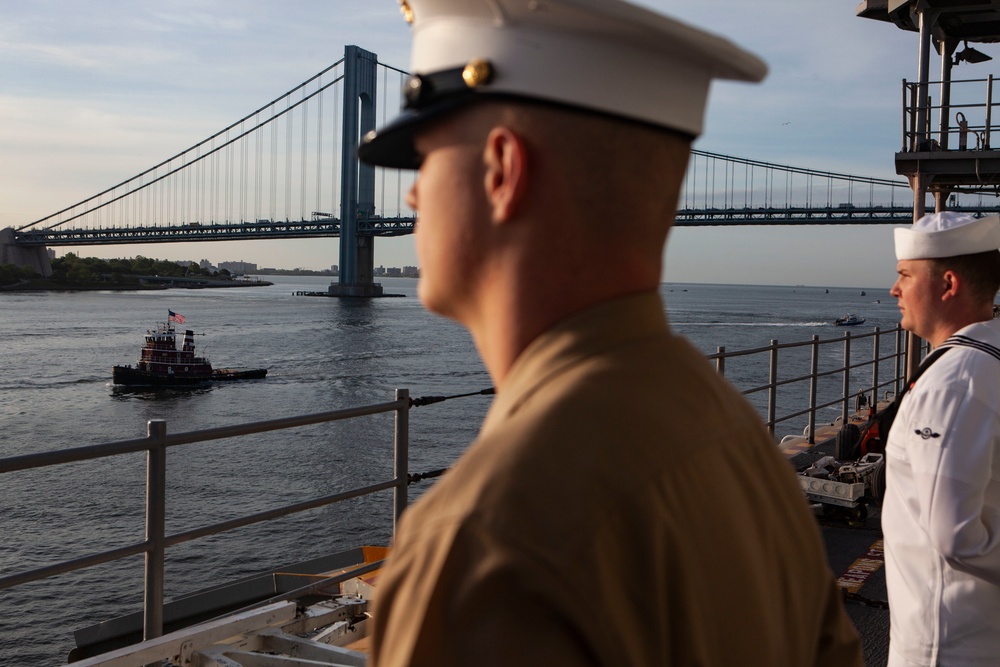 24th MEU and USS Bataan Arrive for Fleet Week New York
