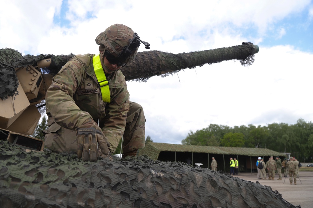 Lithuanian Tank Display