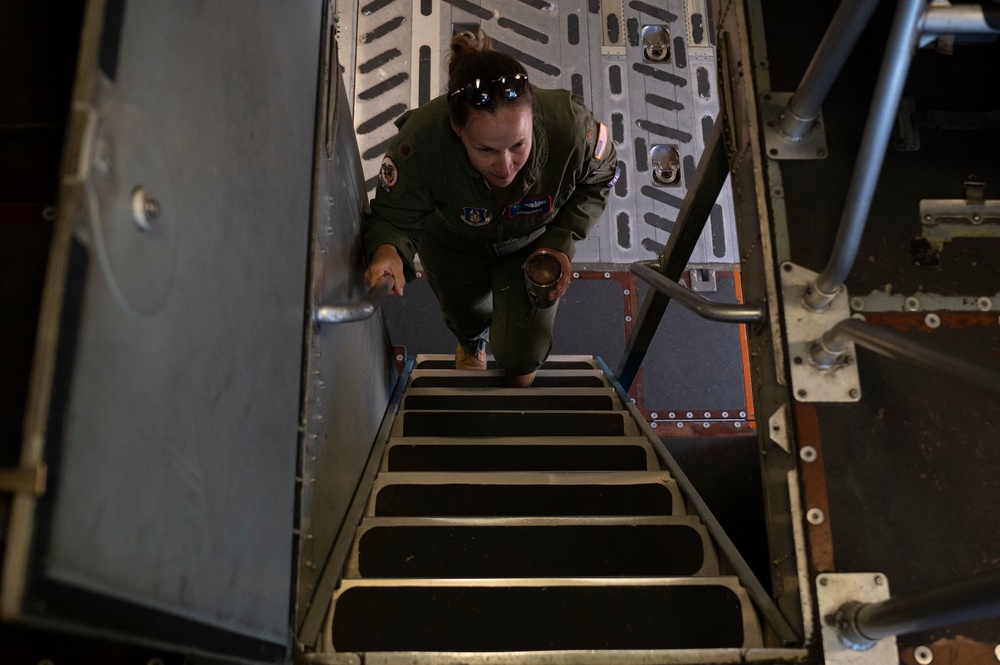 317th Airlift Squadron Conducts Aerial Refueling Mission