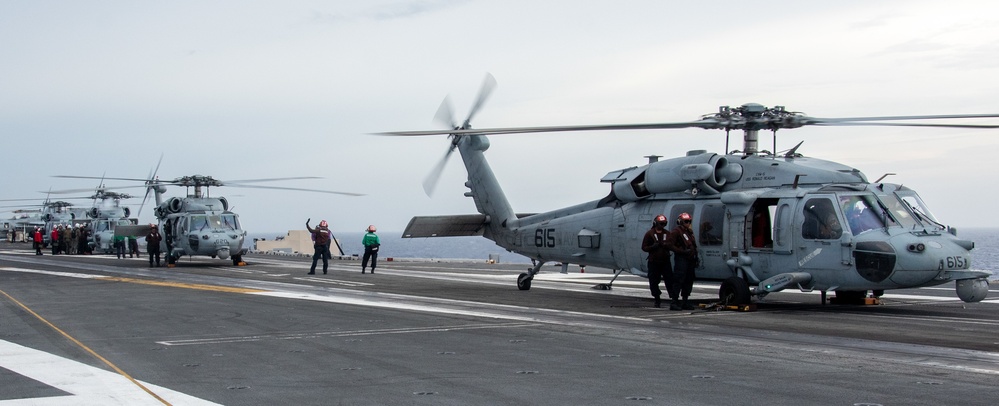 USS Ronald Reagan (CVN 76) Conducts Flight Operations