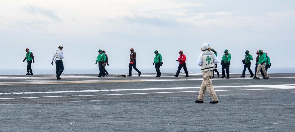 USS Ronald Reagan (CVN 76) Conducts Flight Operations