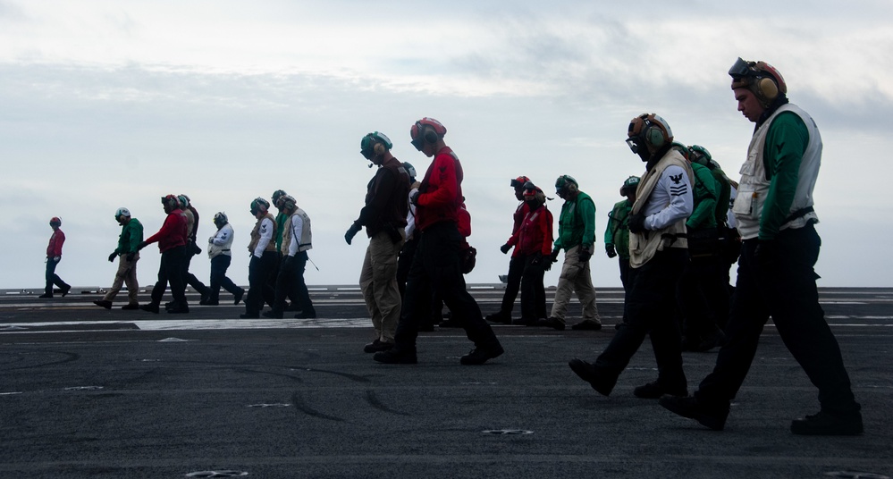 USS Ronald Reagan (CVN 76) Conducts Flight Operations