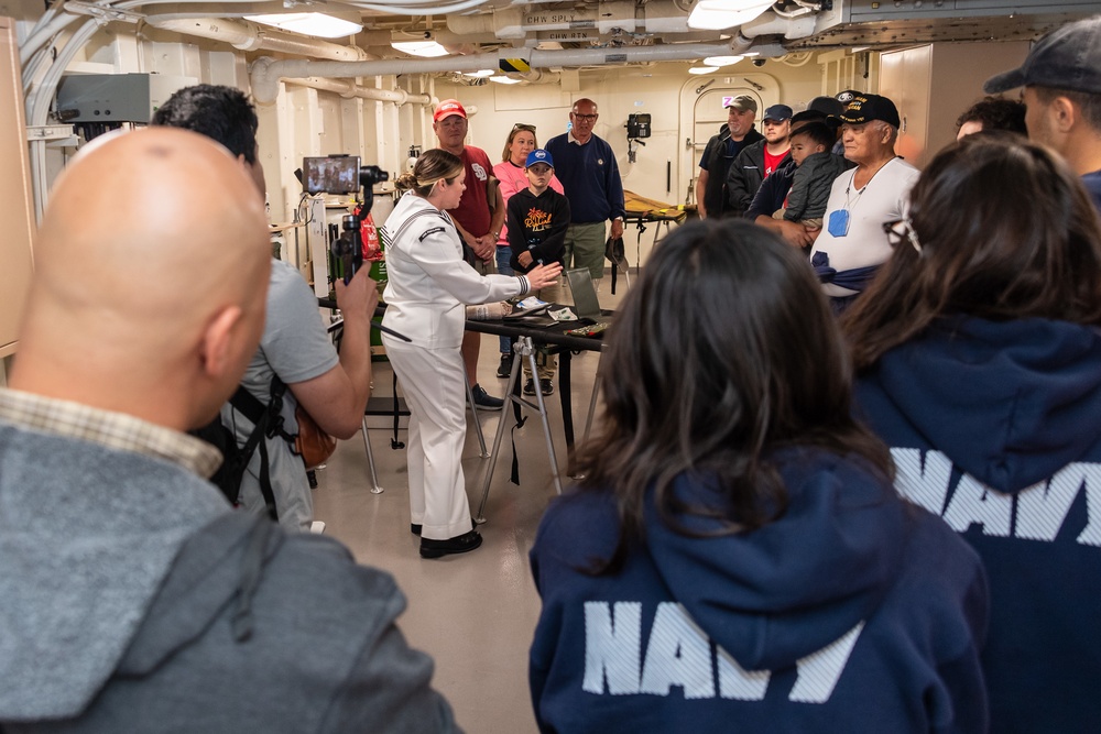 USS Portland (LPD 27) Hosts Public Tours at LA Fleet Week