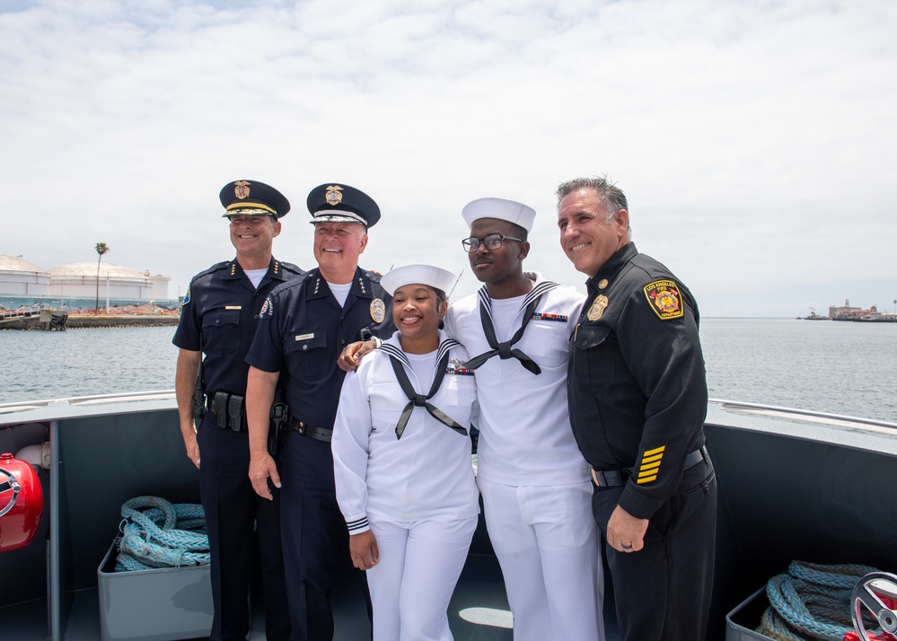 Sailors and Marines tour LAFD Fire Boat 2