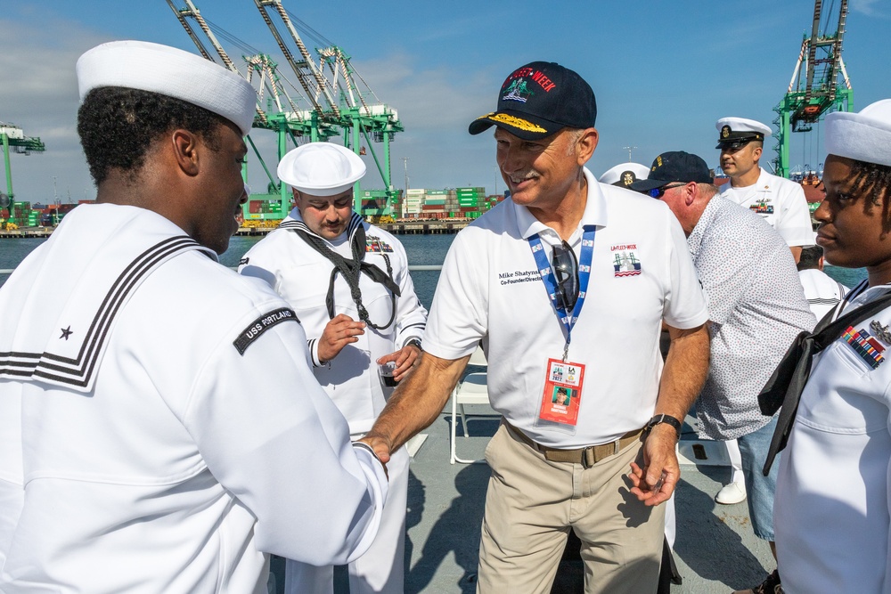 Surface Navy Association Reception aboard Battleship Iowa