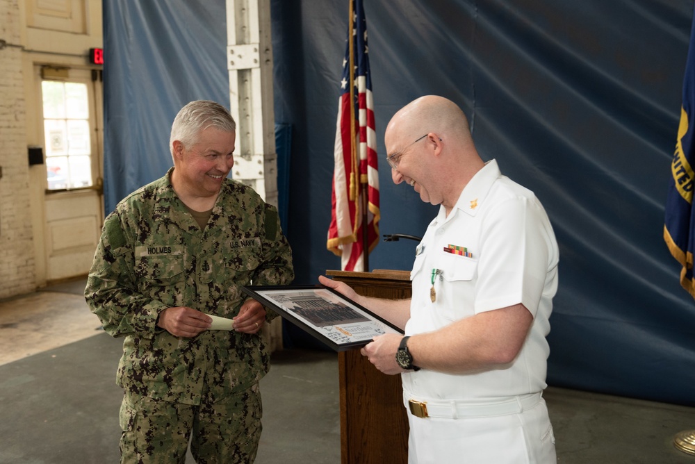 Musician 1st Class Dan LaMaestra Retires from U.S. Navy Band