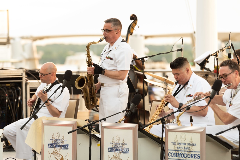 U.S. Navy Band Commodores perform public concert at National Harbor in celebration of Memorial Day