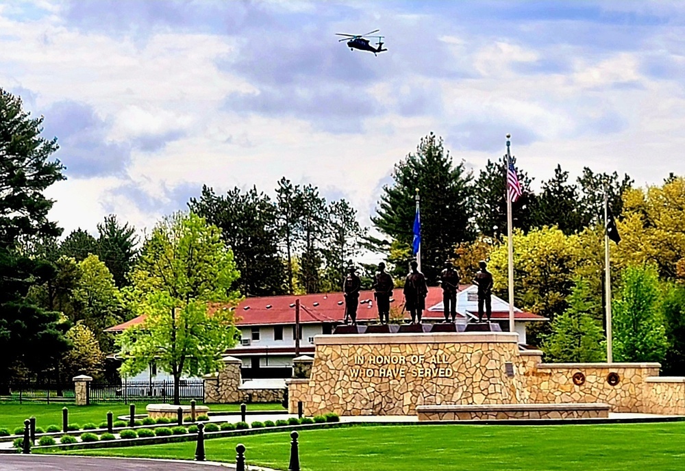 May 2022 training operations for UH-60 Black Hawk helicopter crew