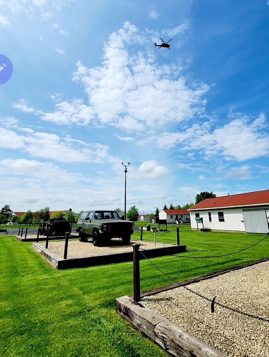 May 2022 training operations for UH-60 Black Hawk helicopter crew