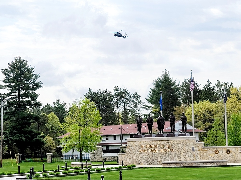 May 2022 training operations for UH-60 Black Hawk helicopter crew