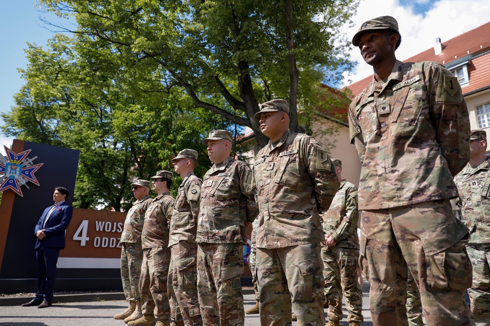 Soldiers in Poland commemorate Memorial Day