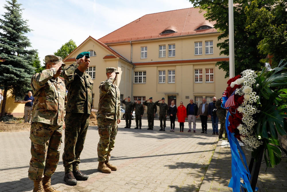 Soldiers in Poland commemorate Memorial Day