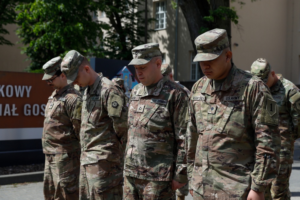 Soldiers in Poland commemorate Memorial Day