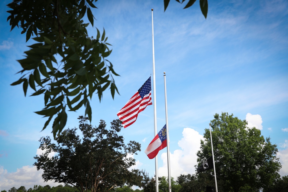 3rd Infantry Division honors the fallen in Glennville veteran cemetery on Memorial Day