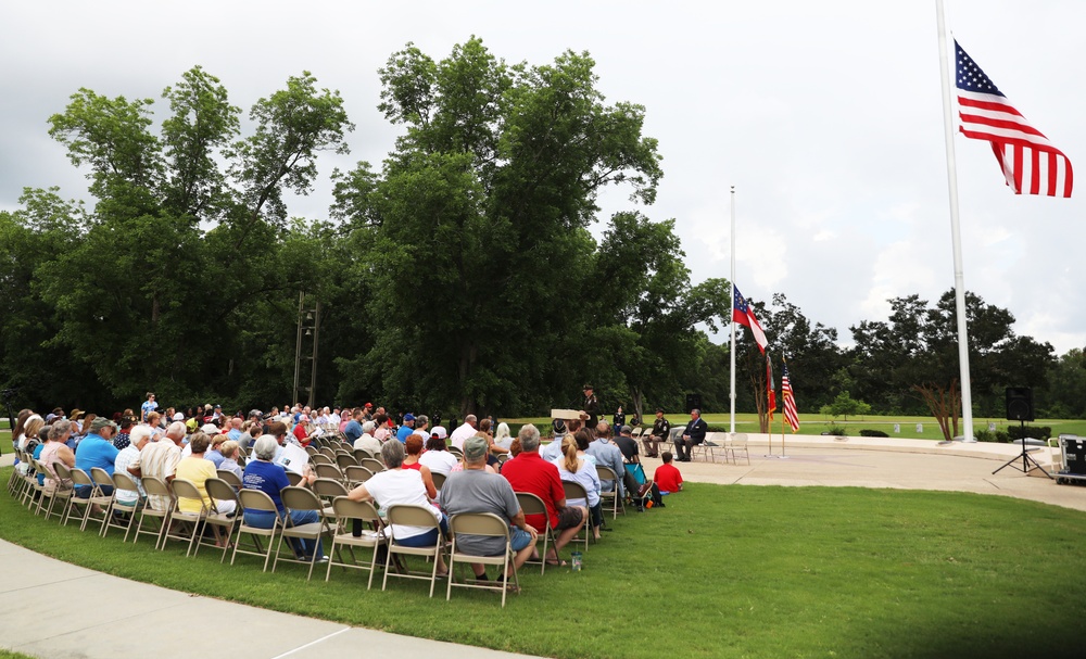 3rd Infantry Division honors the fallen in Glennville veteran cemetery on Memorial Day