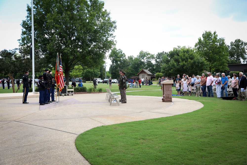 3rd Infantry Division honors the fallen in Glennville veteran cemetery on Memorial Day