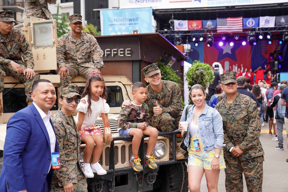 Northwell Health Hospital hosts Side by Side Military Appreciation Event for FWNY 2022