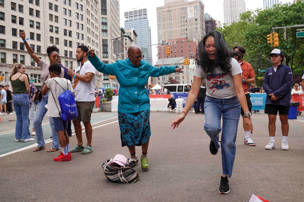 Northwell Health Hospital hosts Side by Side Military Appreciation Event for FWNY 2022