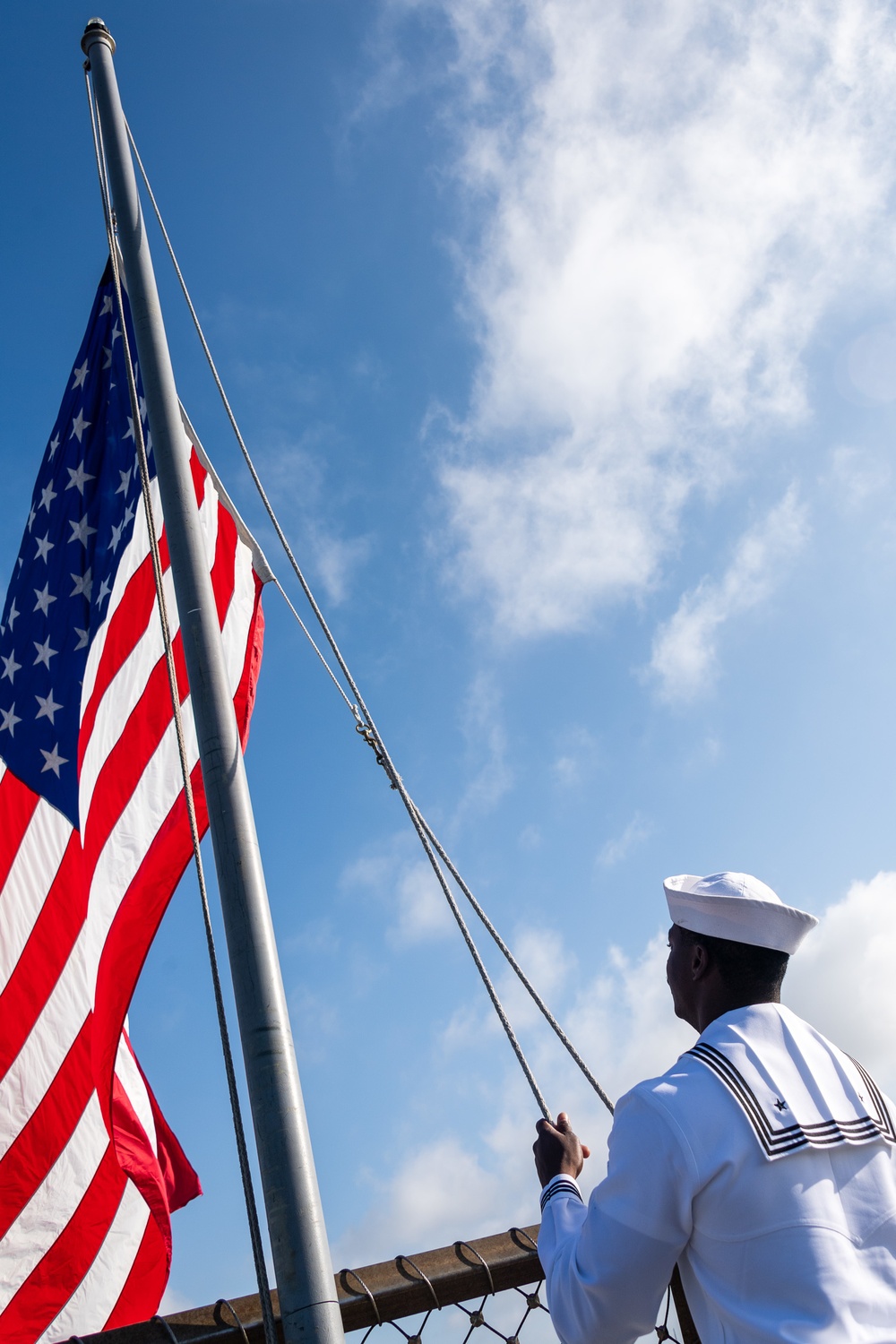 USS Portland (LPD 27) observes Memorial Day Colors at LA Fleet Week