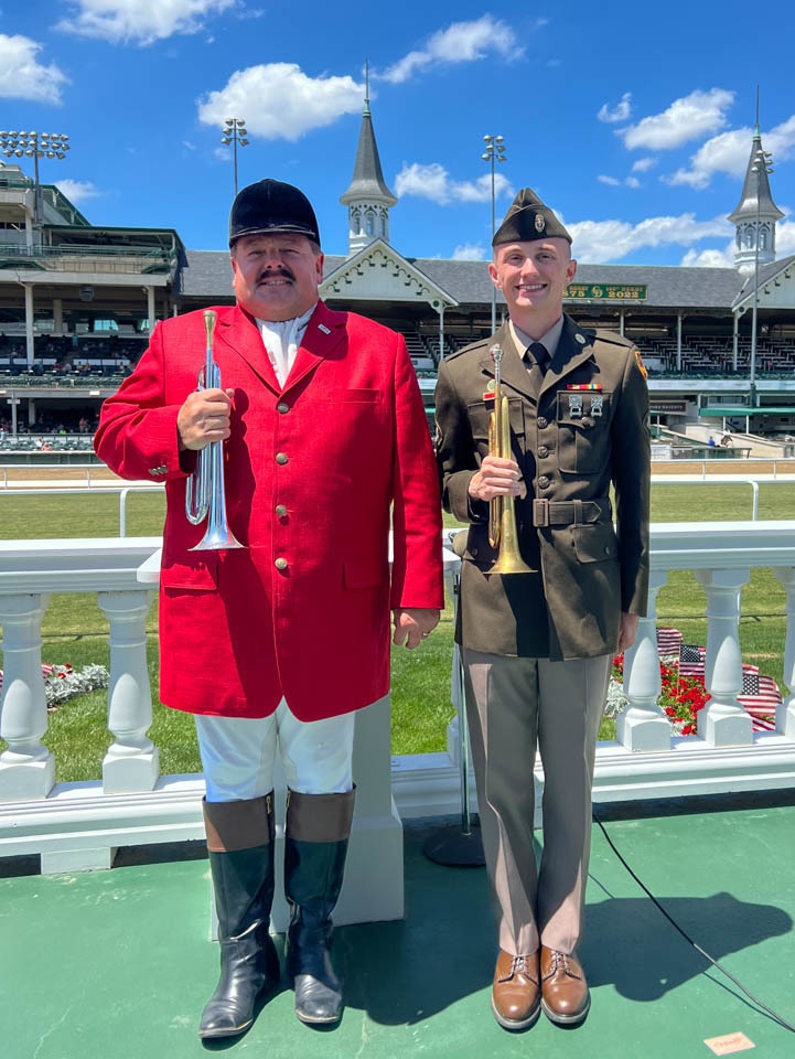 Kentucky National Guard Soldier plays TAPS with childhood Bugle hero on Memorial Day 2022