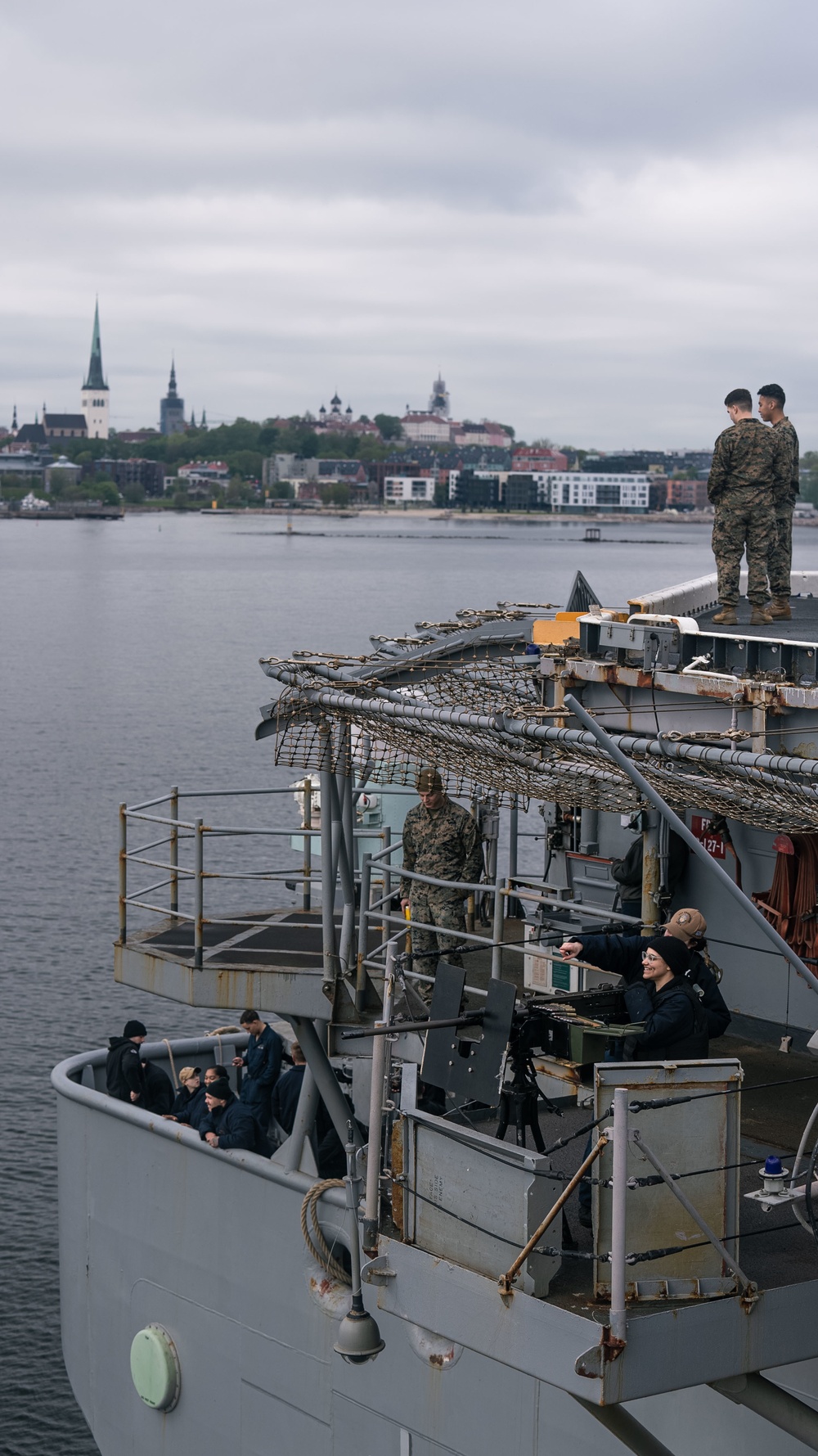 Kearsarge Conducts Operations in the Atlantic Ocean