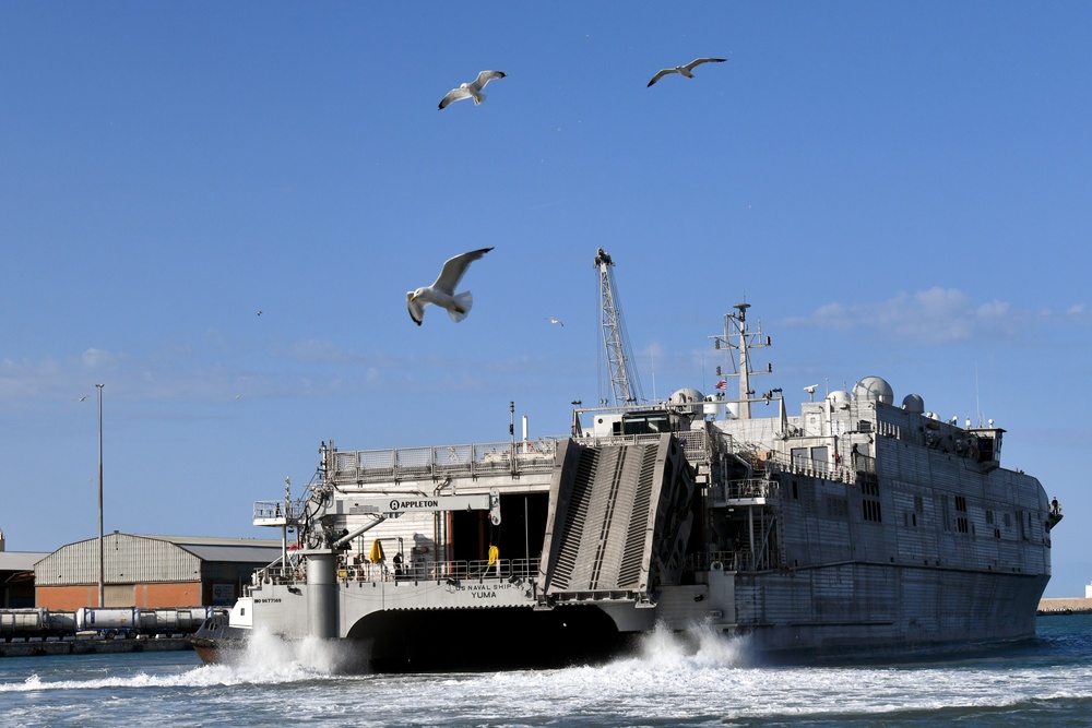 African Lion Equipment Departs Italian port