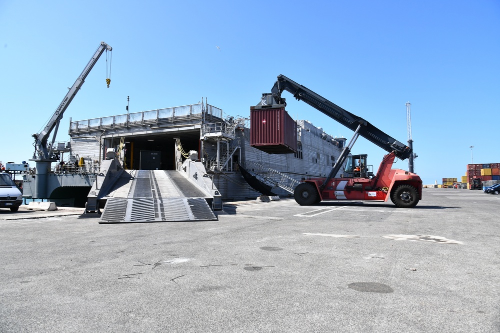 African Lion Equipment Departs Italian port