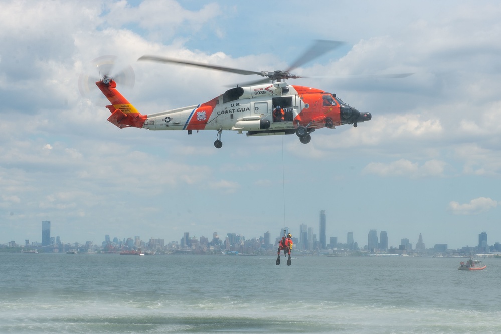 Fleet Week New York 2022